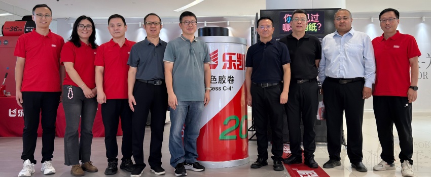 樂凱膠片國慶亮相保定萬博廣場，8天沉浸式體驗點燃市民光影熱情